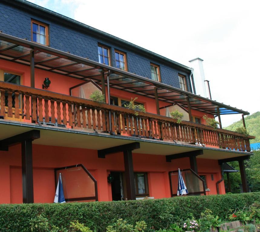 Camping De L'Our Appartements Vianden Bagian luar foto
